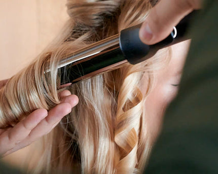 BOUCLEUR CURVE® GHD SOFT CURL TONG (32mm)