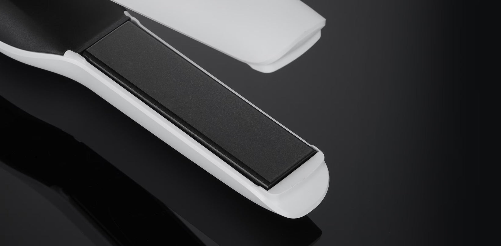 LISSEUR GHD UNPLUGGED BLANC MAT (PLAQUES 22mm)