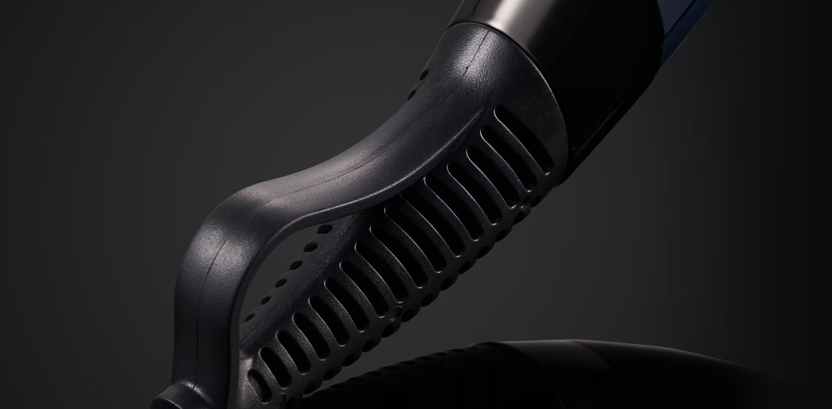 SÈCHE-CHEVEUX GHD PROFESSIONNEL HELIOS - BLEU MARINE